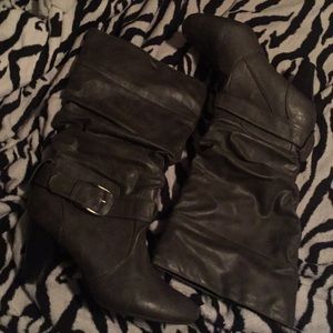 Boots 💁🏾‍♀️